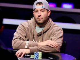 【EV扑克】Ausmus新vlog首播,深度复盘如何对传奇牌手Erik Seidel做出“英雄式跟注”