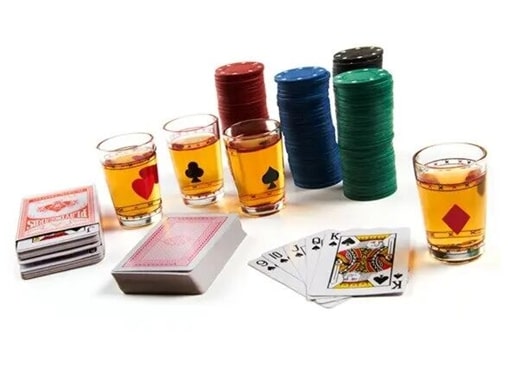 【EV 扑克】喝酒的时候还能这么玩德州扑克？真涨姿势呀！