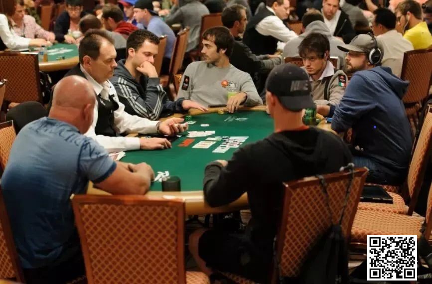 【EV扑克】教学：德州扑克7人翻牌圈的“屠杀”与反思