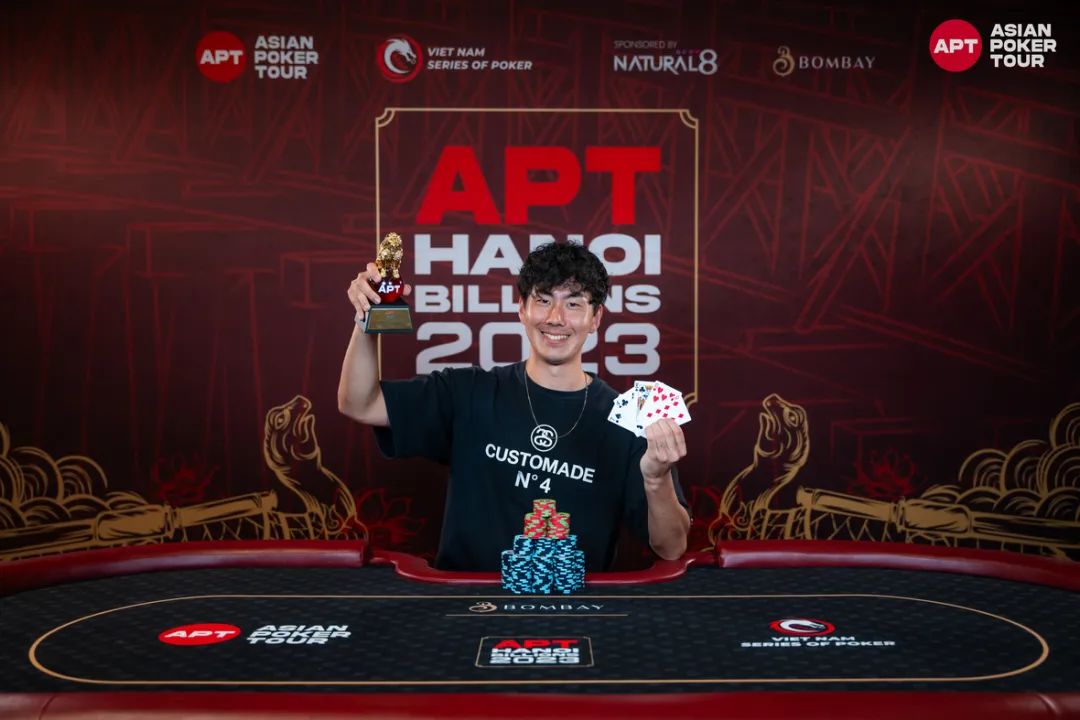 【EV 扑克】APT 河内丨主赛事准备破纪录，国人 Jinqi Wang 快速赛夺冠赢得个人首个 APT 奖杯