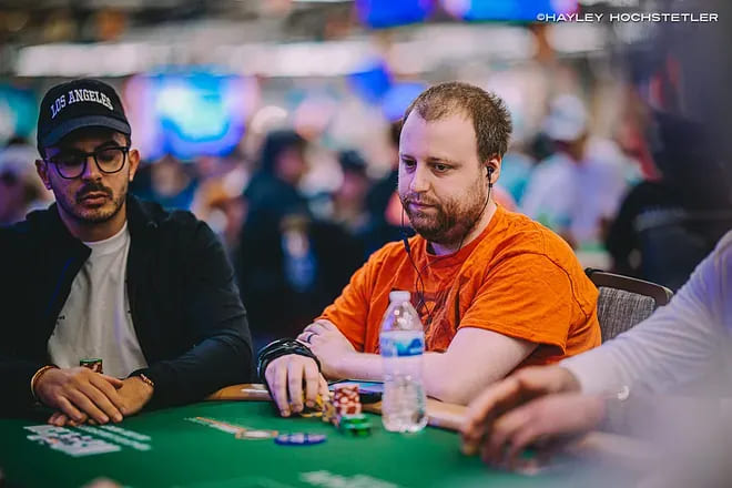 【WPT扑克】2024WSOP主赛事Day4：Tom Dwan首次进入主赛事奖励圈，Phil Ivey晋级Day5