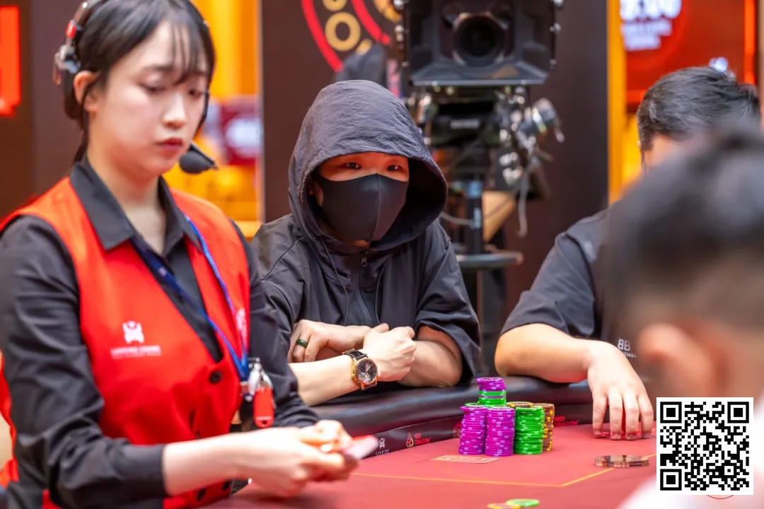 【小鱼Poker】红龙杯济州站火爆开赛！KPC青龙赛A组陈文文35万积分领跑 明日B/C组大战再续