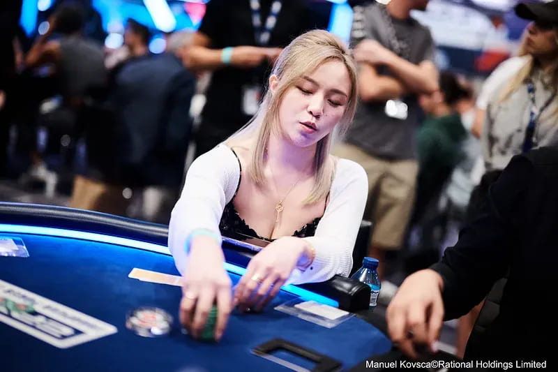 【小鱼Poker】EPT巴塞罗那｜林建伟遭遇河杀获得主赛事第8名，香港美女获女士赛亚军