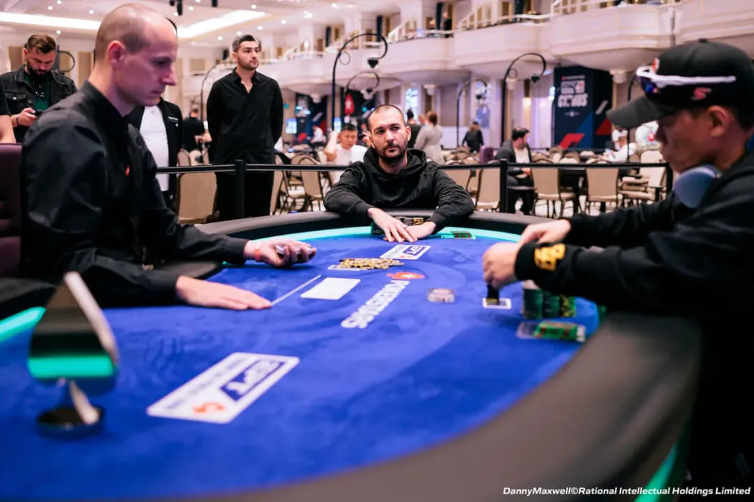 【EV 扑克】EPT 塞浦路斯：魏国梁获$3,000 神秘赏金赛冠军 郑晓生、胥远、孙云升等挺进$10,300 豪客赛 Day2