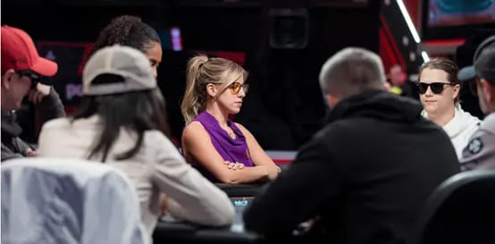 【EV 扑克】新女鲨鱼 Kristen Foxen 难以接受她 WSOP 最后一手牌，觉得自己让人失望了