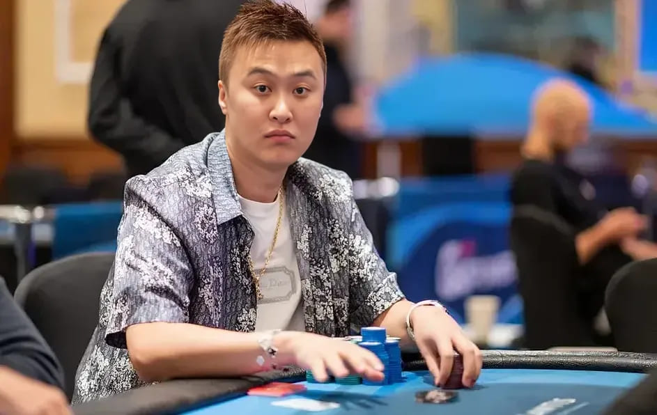 【EV扑克】WSOP惊魂记！Tony Lin备赛差点出车祸？先难后获成功挺进Triton主赛事Day2