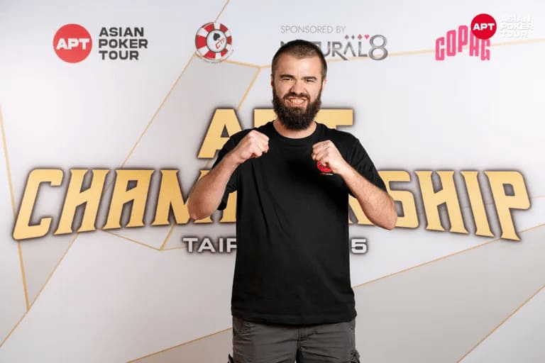 【EV扑克】2025APT冠军赛|众星齐聚APT主赛决赛桌!印度Nishant Sharma强势领跑!