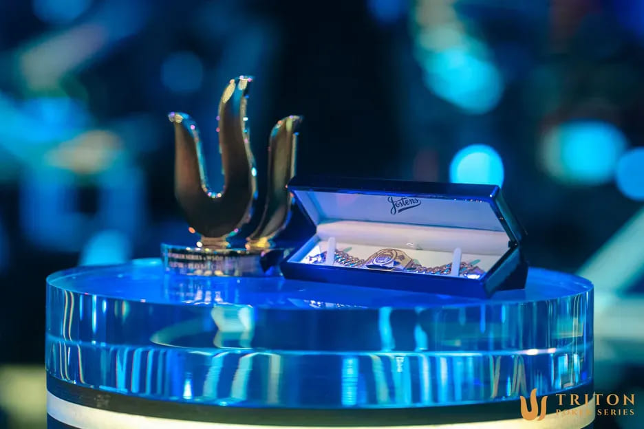 【EV扑克】丹牛三度重购仍出局,WSOP天堂站豪客赛首日战况激烈