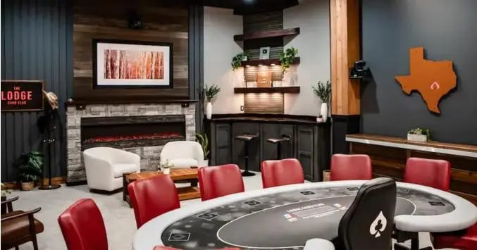 【EV扑克】硬核数据盘点2025扑克市场:是谁在常规桌创下了每小时170万美元的惊人赢率?