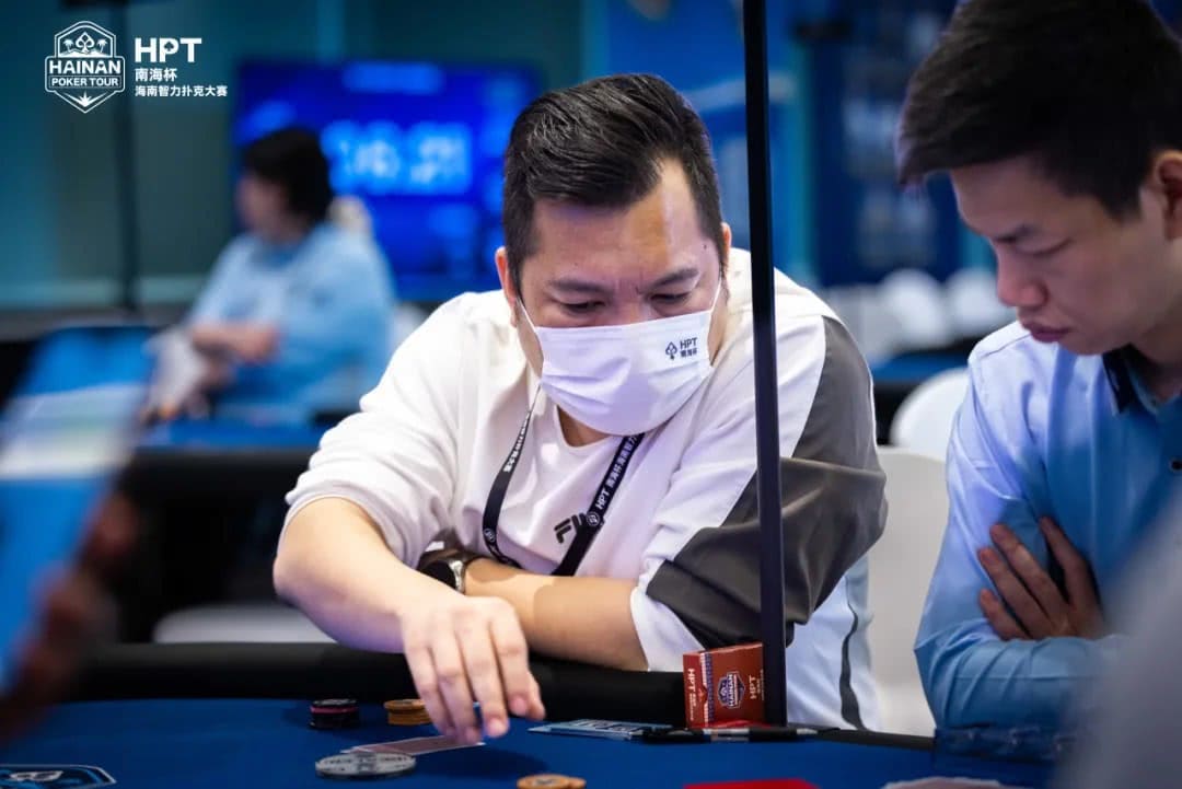 【EV扑克】第二届HPT®南海杯 | 主赛第一轮B组71人参赛20人晋级，陈贤术19.15万记分牌领跑