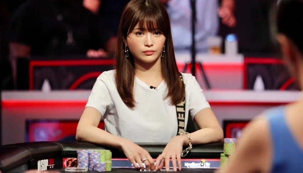 【EV扑克】WSOP女王冈本诗菜专访：我的成绩，可能让大家误会了扑克这个游戏