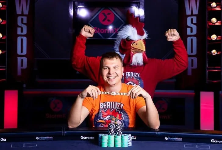 【EV扑克】Alex Ponakovs专访：想当顶尖牌手，独立思考比Solver更重要！