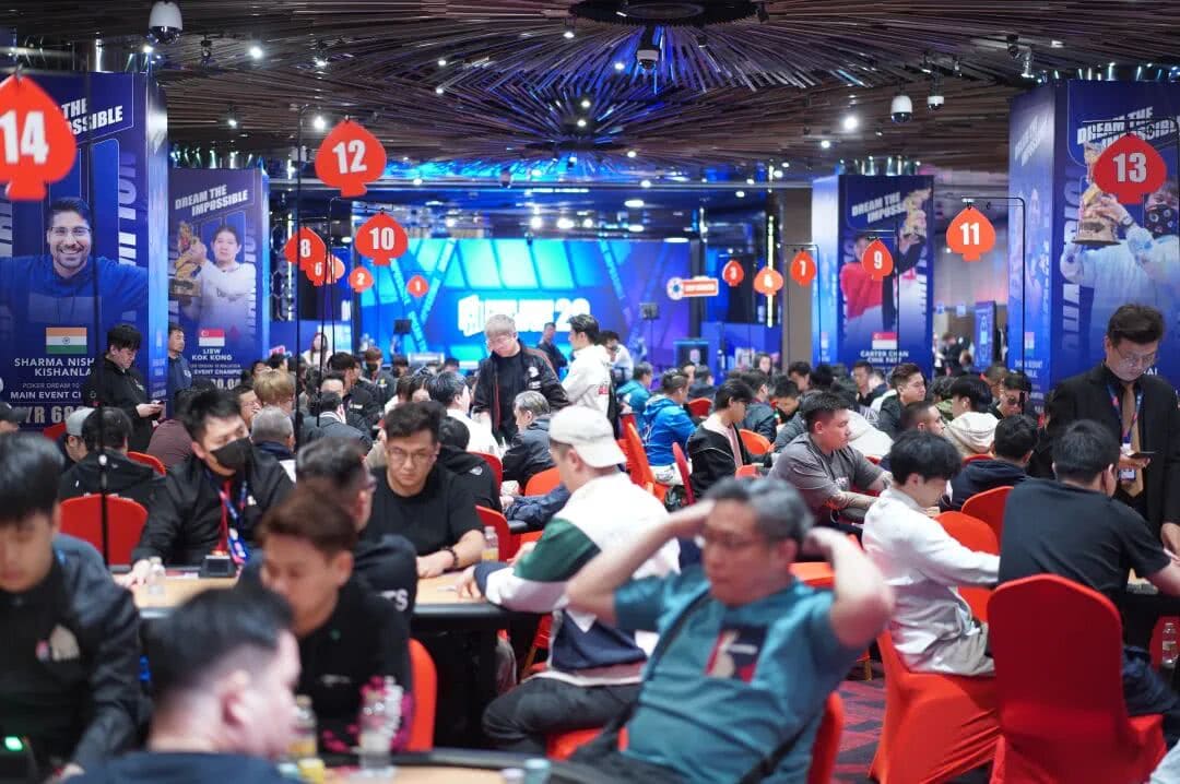 【EV扑克】PD20马来西亚｜边旅行边打牌！Linda的理想生活，太让人羡慕了！PD20主赛16人晋级决赛