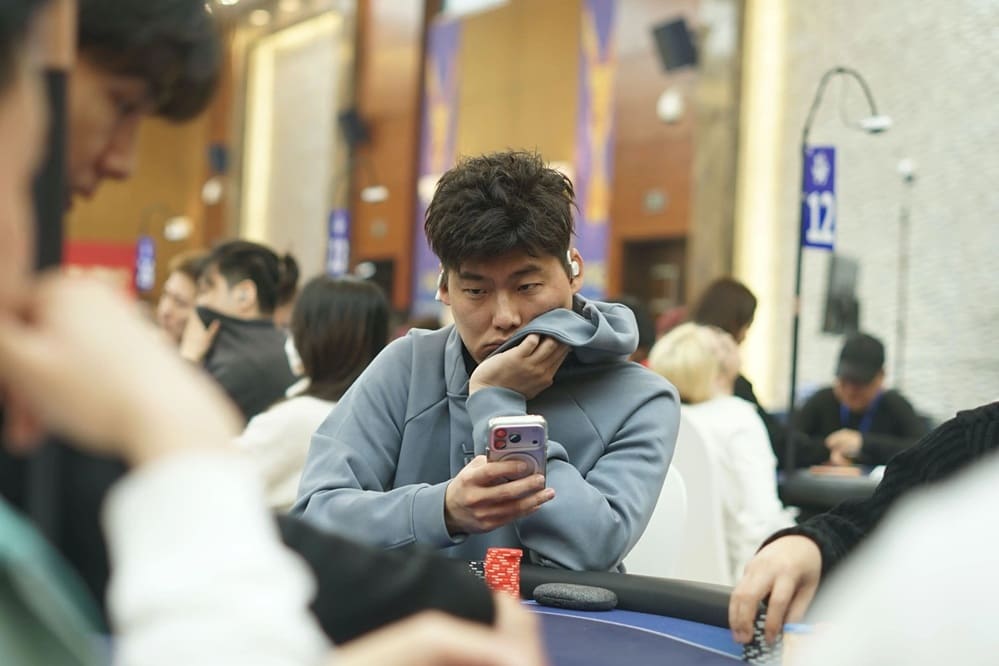 【EV扑克】2026 IPG季中赛选拔赛|步入高潮!主赛B组307人燃情竞争剩79人晋级!杨晓鹿装袋36.9万计分牌成CL!明日C/D组最后晋级机会!