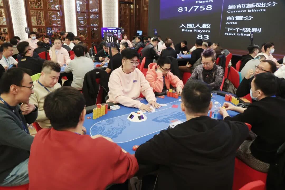 【EV扑克】2026泰山之巅·泰安站第五日 | 巅峰体验，巅峰相见，复赛激战尘埃落定！王腾力压群雄登顶复赛之王，17位勇士成功突围闯入最终决赛圈！