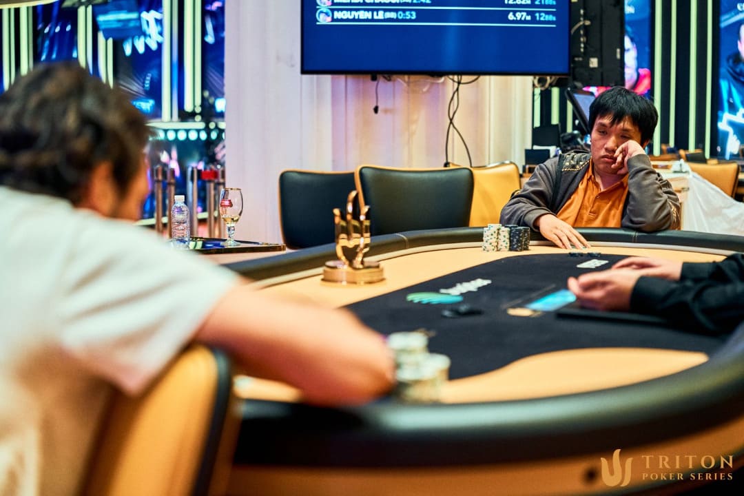 【EV扑克】Triton 济州 | 快速赛惊险夺冠，Mehdi Chaoui 笑傲济州